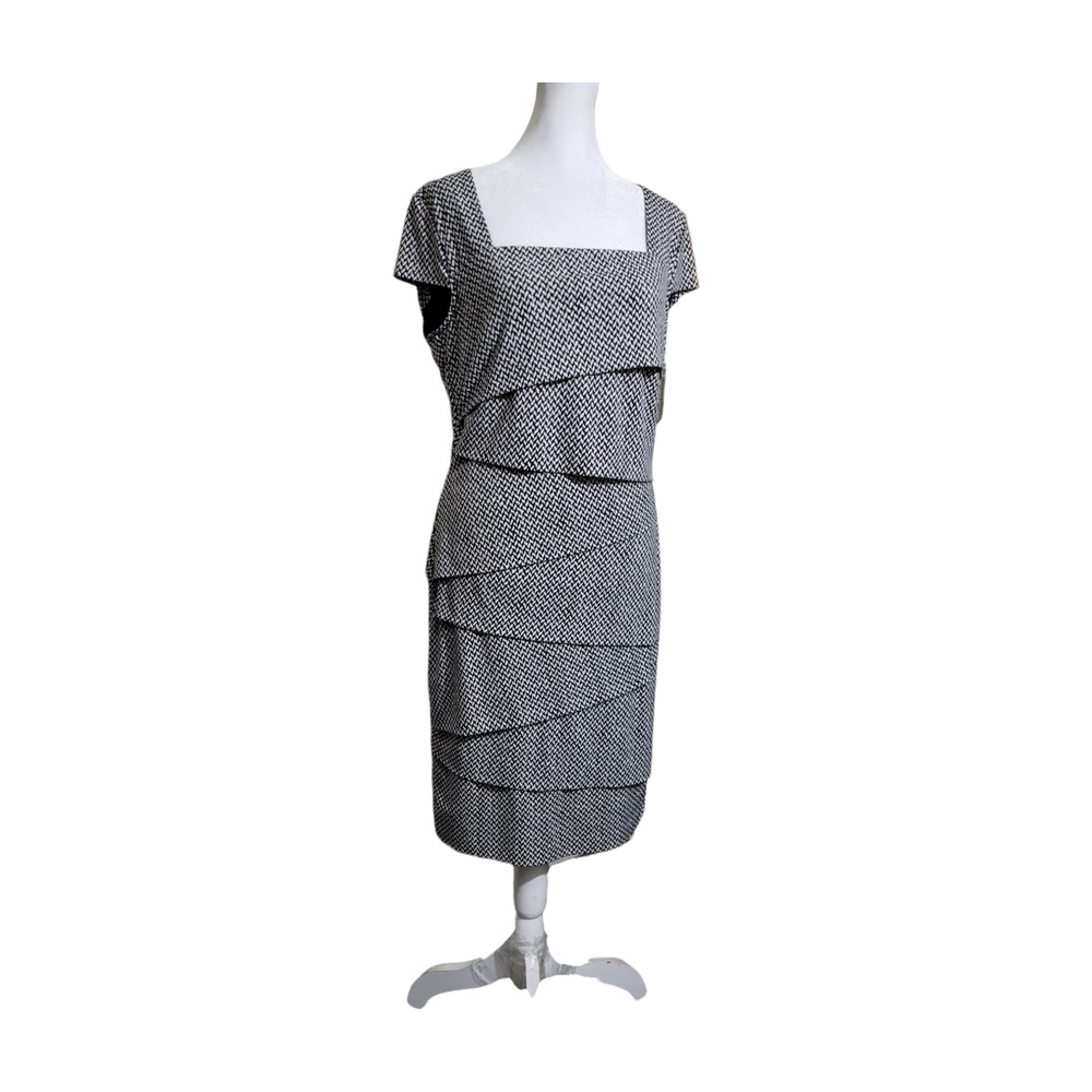 WHITE HOUSE BLACK MARKET Instantly Slimming Black & White Tiered Dress Sz. 12